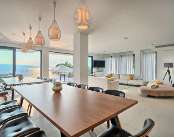 8. Karoussel Villa-Bacana 8